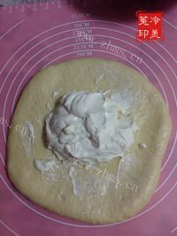 早餐吃乳酪面包做法图解12)