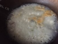 美味营养的生滚鱼片粥做法图解3)