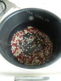 美味的红豆薏仁汤做法图解4)