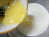 自制焦糖炼乳布丁做法图解6)