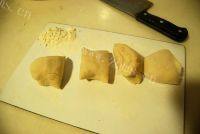 「DIY」葱油饼做法图解8)