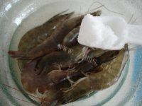 好吃的 香辣排骨虾做法图解4)