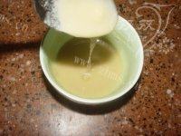 「念念不忘」葱油饼做法图解3)