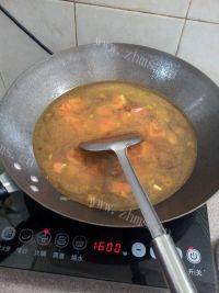 家常菜番茄牛肉汤做法图解4)
