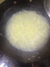 家常土豆丝鸡蛋煎饼做法图解2)