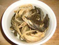美味菜干烧猪骨粥做法图解1)