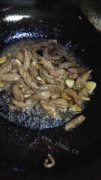 美味的牛肉意大利面做法图解6)