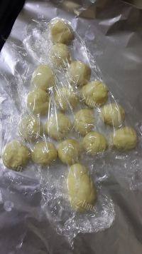 诱人的圣诞树面包做法图解9)