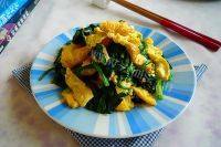 家常的菠菜炒鸡蛋