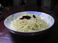 家常菜炝炒土豆丝