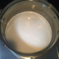 自制芒果奶冻做法图解4)