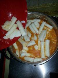 美味的韩式泡菜汤做法图解12)