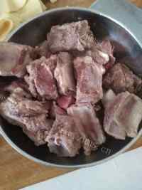 午餐红烧排骨豆腐皮做法图解1)