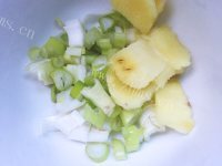 营养白萝卜山药羊肉汤做法图解2)