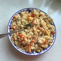风味包包菜炒抓饭做法图解2)
