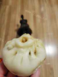 美味的香菇猪肉酱香包子做法图解13)