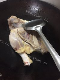 热腾腾的卤鸭子做法图解2)