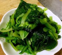 家常小白菜粉条排骨汤做法图解4)