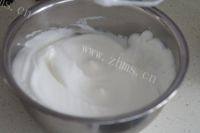 美味的芒果绿茶蛋糕做法图解5)