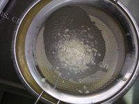 DIY榴莲千层蛋糕做法图解5)