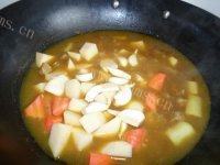 家常菜咖喱牛肉土豆做法图解7)