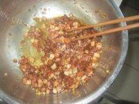 简易韭菜虾仁水饺做法图解2)