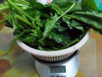 家常菜菠菜蛋花汤做法图解1)