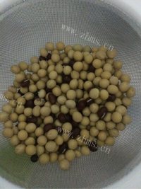美味的红豆豆浆做法图解1)