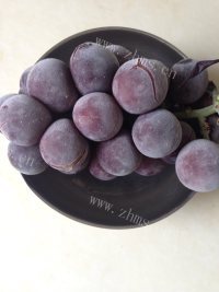 清凉的葡萄沙冰做法图解1)
