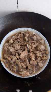 美味的蒜蓉豆豉蒸排骨