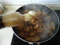 色味俱佳的红烧烤麸做法图解16)