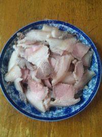 家常菜双椒回锅肉做法图解5)