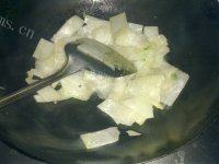 在家做的虾仁冬瓜汤做法图解5)