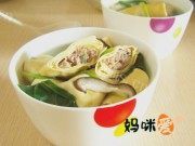 美味的鲜肉豆皮包
