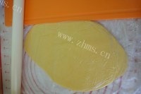 自制小浣熊饼干做法图解7)
