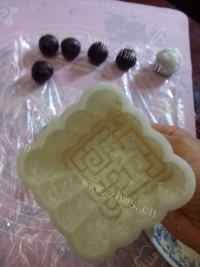 香气浓郁的冰皮月饼做法图解12)