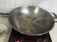 自制白菜肉丝炒年糕做法图解4)