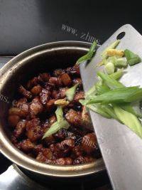 家常菜红烧肉做法图解7)