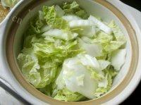 家常菜白菜炖肉做法图解6)