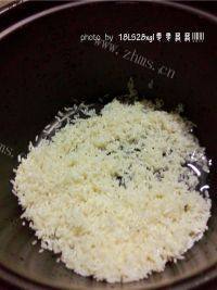 土豆腊肉焖饭做法图解8)