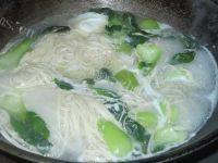 味道不错的青菜鸡蛋面做法图解7)