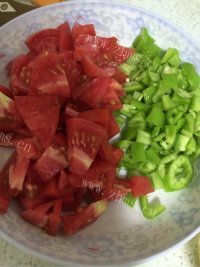 爱吃土豆鸡丁盖饭做法图解3)