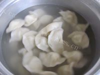 美味的南瓜鸡蛋水饺做法图解13)