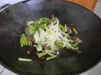 肉片芹菜做法图解13)