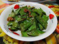 简单的扁豆炒肉