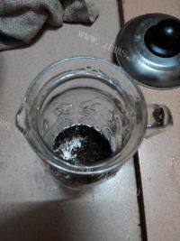 自制的暖身奶茶做法图解5)