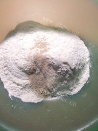 色味俱佳的水煎包做法图解1)