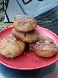 美味的葫芦肉馅煎饼做法图解8)