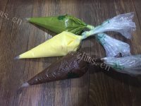 美味三色玛德琳蛋糕做法图解8)