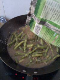 美味的炖豆角做法图解7)